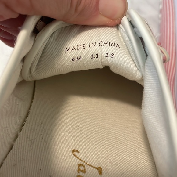 Jack Rogers 1960,  size 9, red white tie stripe flat lace-up sneakers, like new - Picture 8 of 10